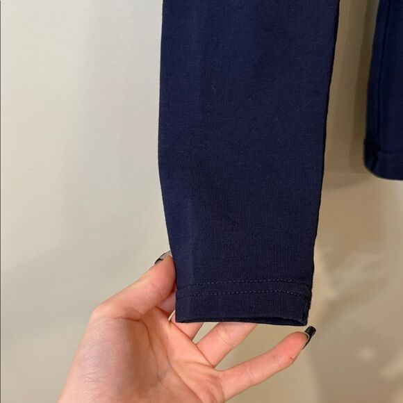 Belle Pogue elegant and soft navy blouse with ruching and collar - Picture 4 of 7